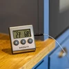 Elektroniczny termometr kulinarny z sondą (0°C do 250°C) - 14 ['termometr z sondą', ' termometr elektroniczny', ' termometr kuchenny', ' termometr do żywności', ' termometr do pieczenia', ' do smażenia', ' do gotowania', ' do mięs', ' do ciast']